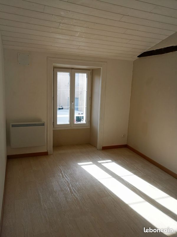 Maison 3 pièces 84 m² - Mortagne-sur-Gironde 17120 (image principale 6)