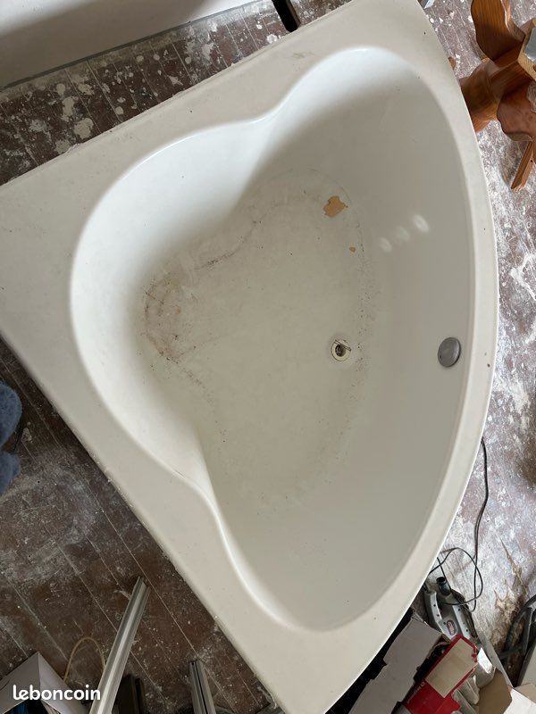 Baignoire d’angle (image 1)