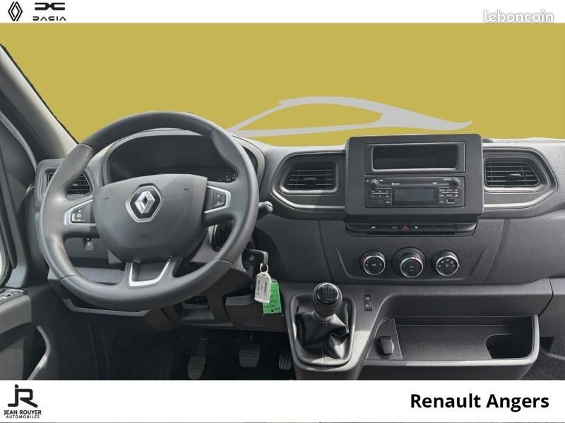 Renault Master CCb RJ3500 L2 2.3 Blue dCi PAF AR court 130ch Confort 29570 HT (image 19)