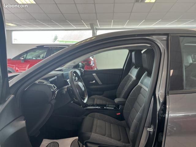 Citroën C4 BlueHDi 130 EAT8 Plus (image 15)