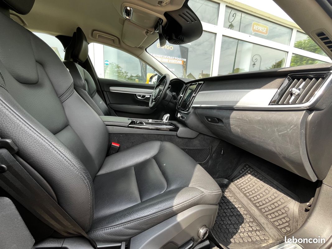 Volvo s90 s90 2.0 t8 407h 320 twin-engine phev hybrid momentum (image 18)