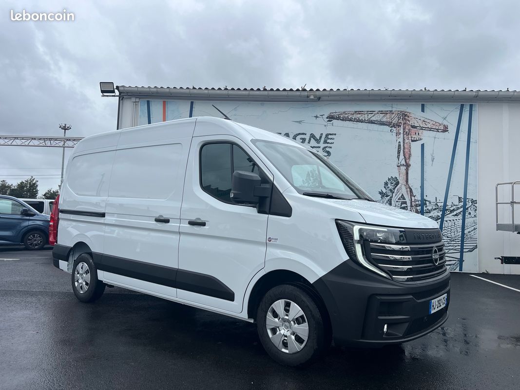 35450 ht Nissan Interstar L2H2 170 BVA9 Tekna 3.5T + kit bois (image 1)