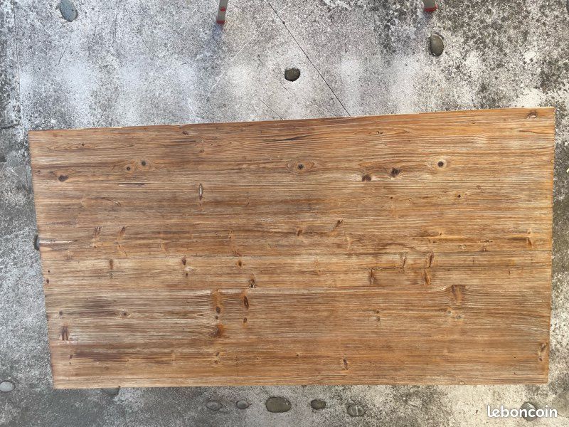 Table style industriel (image 4)