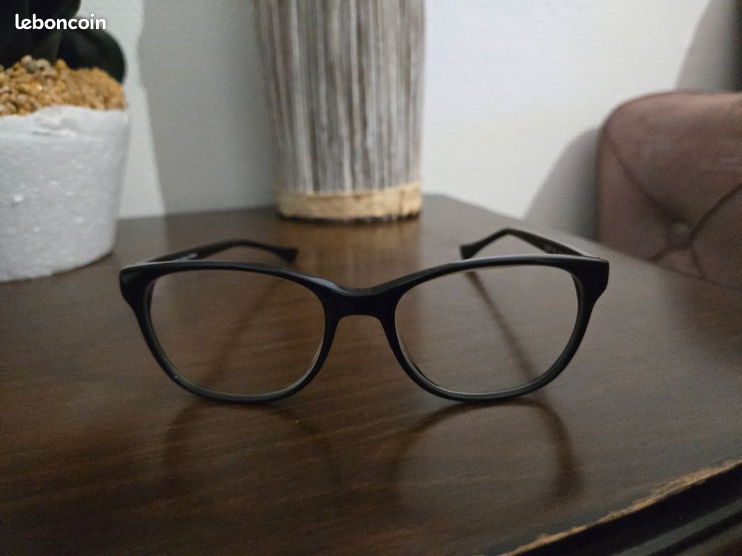 Lunettes Kenzo KZ-2212 - 01 - NOIR BRILLANT ET IMPRIMÉ NOIR (image 1)