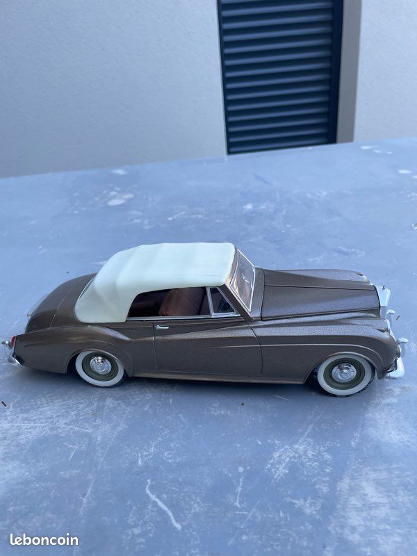 Miniature solido en très bonne état Bentley de 1961 a échelle 1/20ieme (image 2)