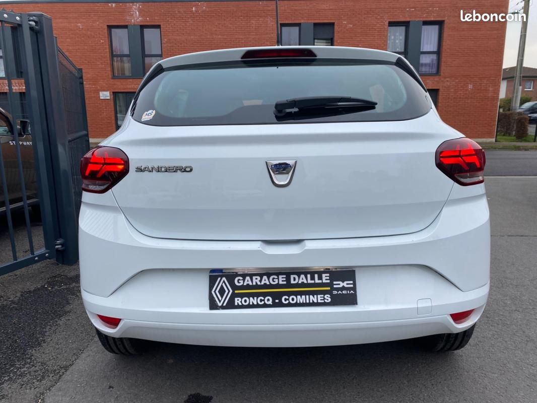 Dacia Sandero ESSENTIEL SCE65 CARPLAY/CENTRALISATION/ROUE DE SECOURS/VITRES AV ELECTRIQUES (image 12)