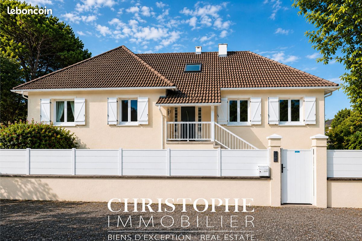 Maison 8 pièces 190 m² · à Pau · 190 m² · 540 000 €