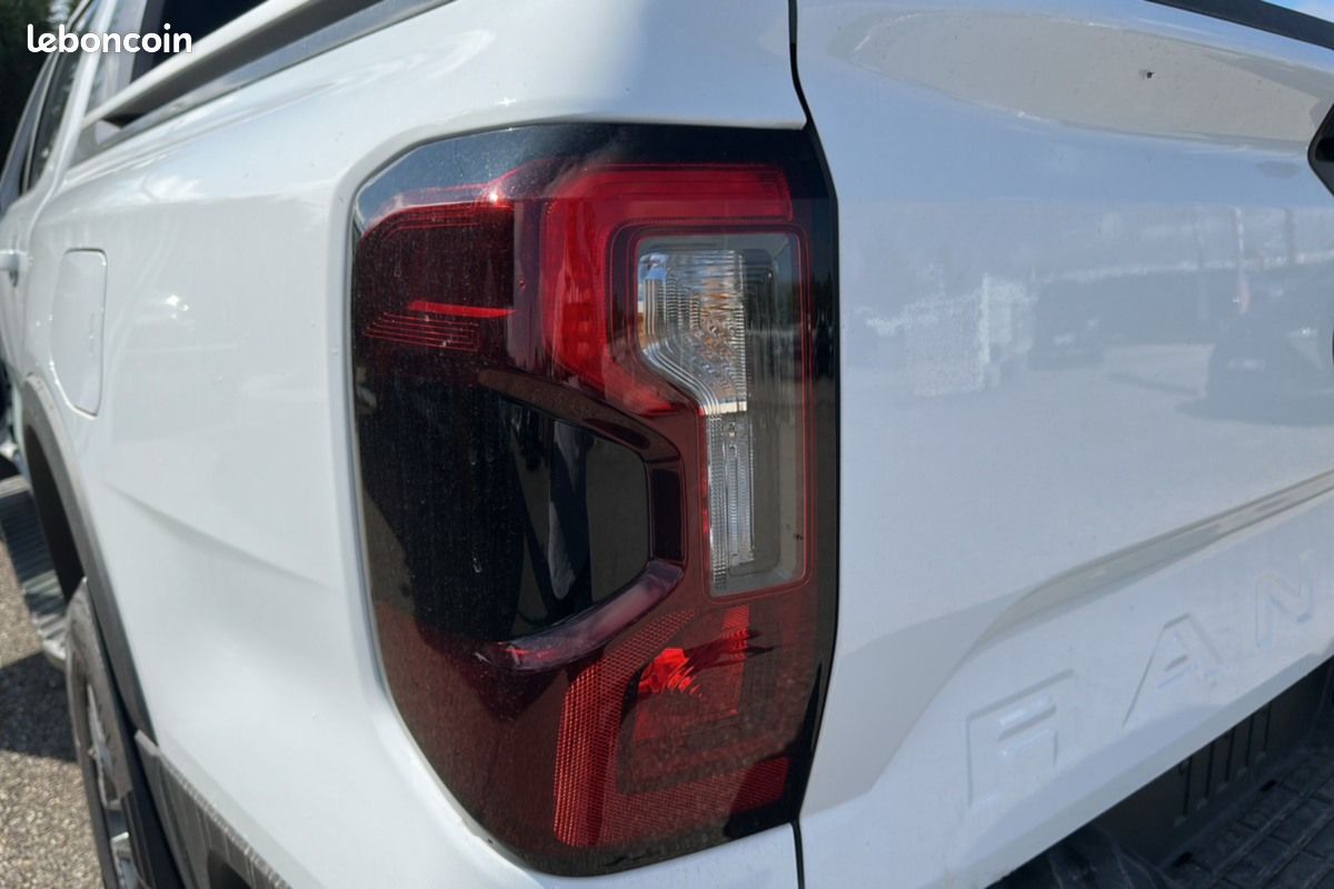 Ford Ranger 2.3 PHEV 281 WILDTRAK PLUS 4PL -17% (image 15)