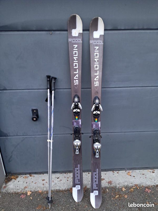 Ski Salomon Teneighty Foil 174 cm + Battons - Sport & Plein air