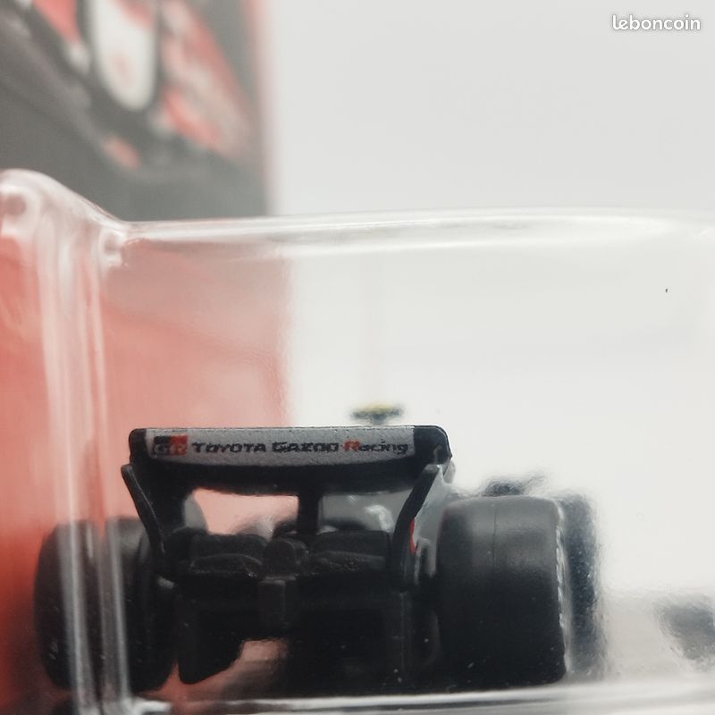 Minichamps 417240127 MONEYGRAM HAAS F1 TEAM VF-24 F1