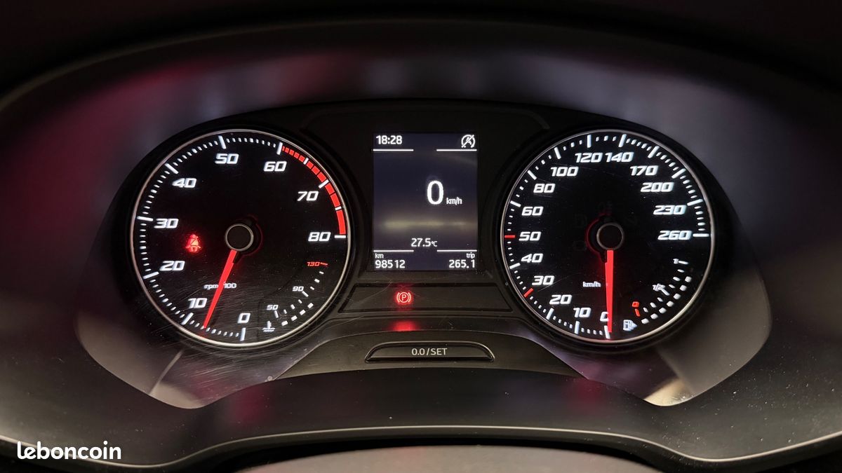 SEAT Leon 1.2 TSI 110 STYLE START-STOP + DASHCAM (image 26)