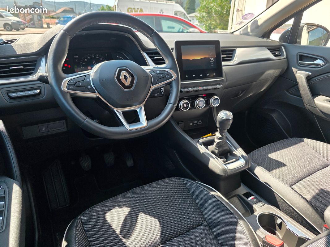 Captur Tce 140 Techno Mild Hybrid 06/2023 56940kms (image 3)