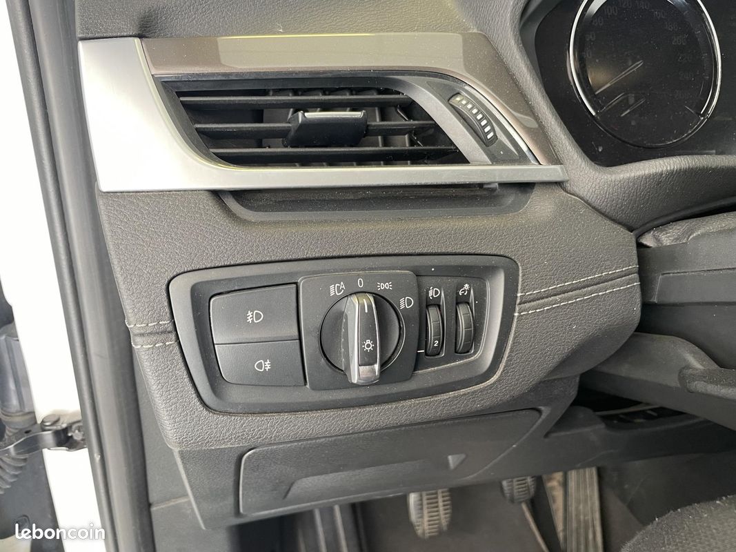 BMW X1 x-line sDrive 18d F48 garantie de 6 mois (image 17)