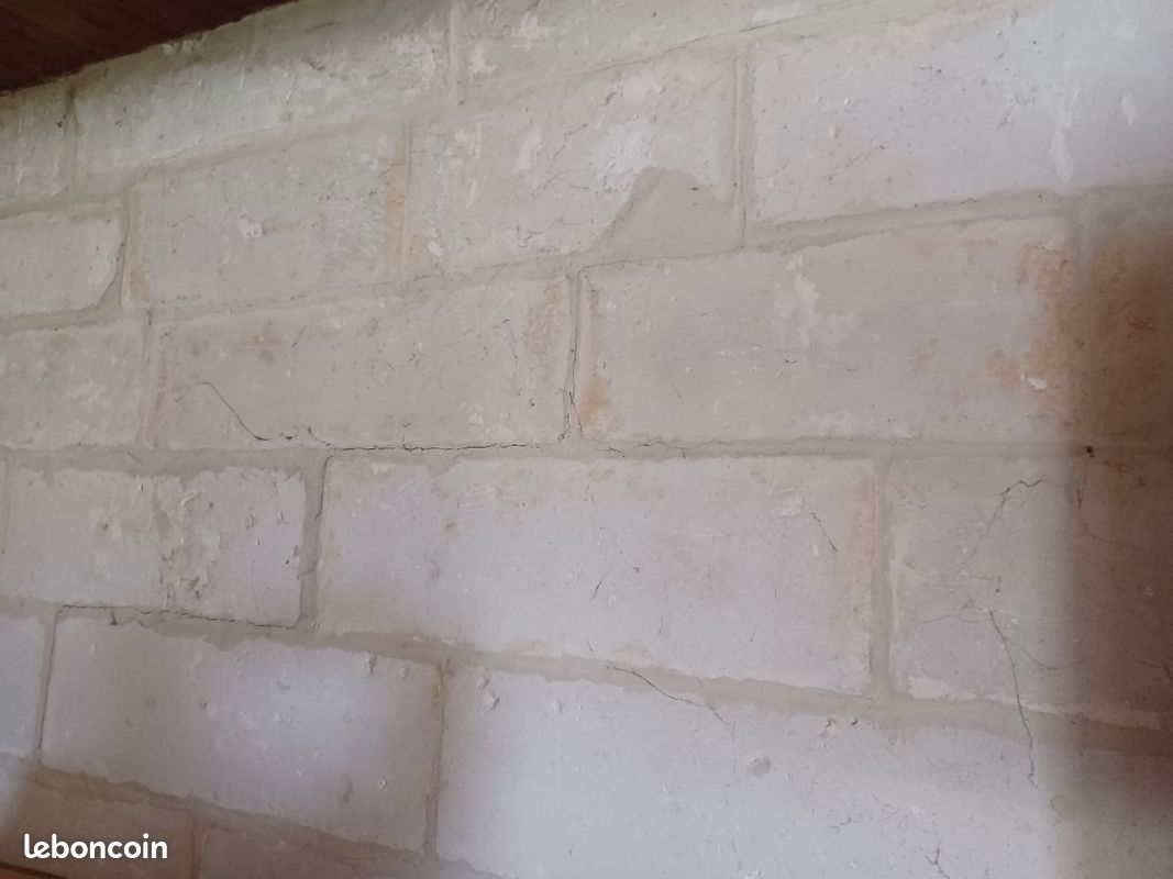 Mur en pierre de taille (image 2)