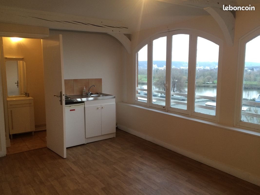 Appartement 1 pièce 20 m² · à Elbeuf · 20 m² · 320 €