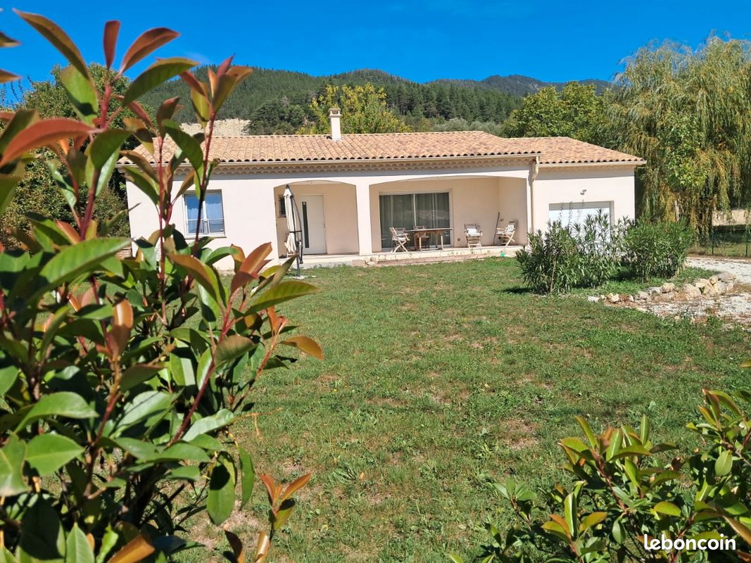 Maison 4 pièces 90 m² · à La Mure-Argens · 90 m² · 1 150 €/mois