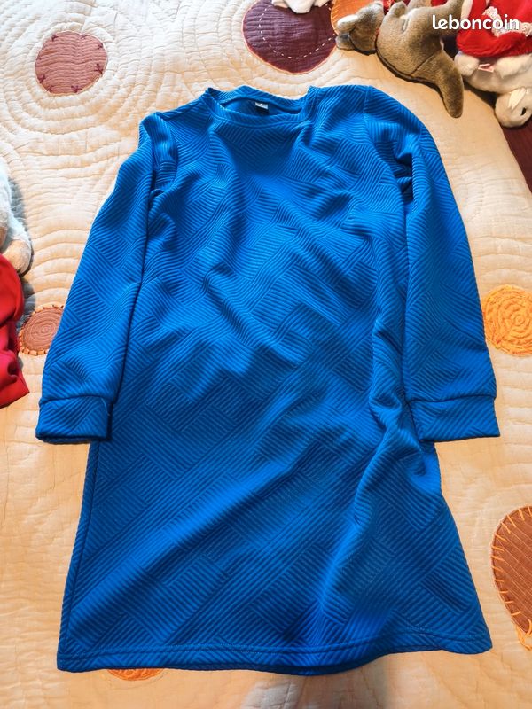 Lot de 4 robes hiver femme taille 38/40 M dont certaines de la marque 3 suisses collection (image 1)