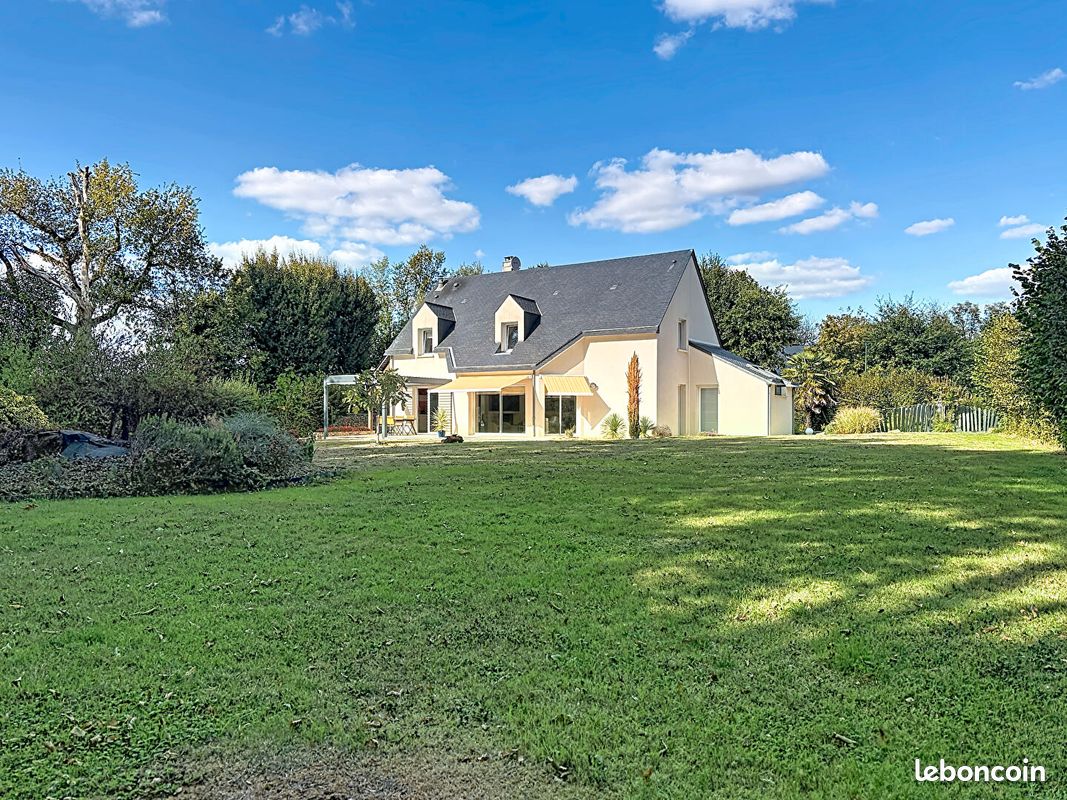 Maison 6 pièces 175 m² · à Argentré · 175 m² · 409 500 €