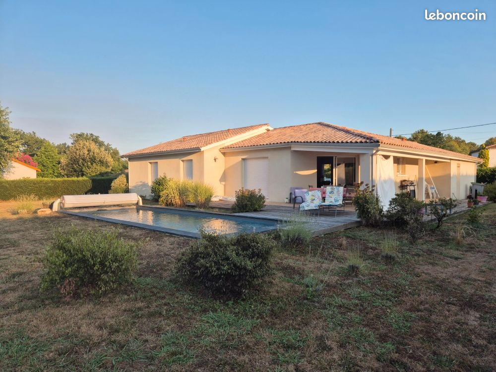 Maison 5 pièces 132 m² · à Roaillan · 132 m² · 390 000 €