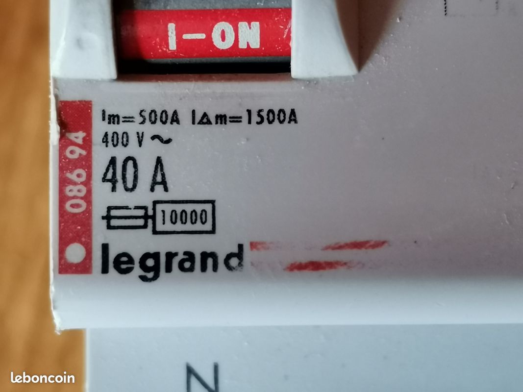 Différenciel legrand 40A (image 1)