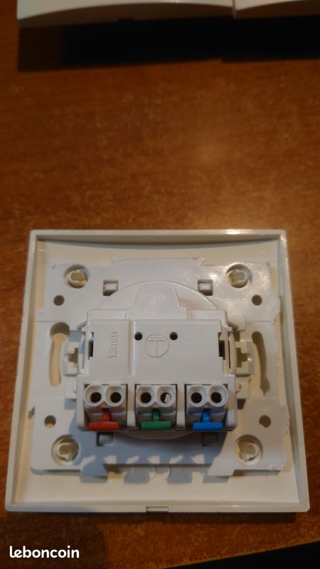 Prise De Courant Espace 2P+T Marron Arnould - Modèle 6063x Rare Avec Support, Neuf Avec Traces De Stockage