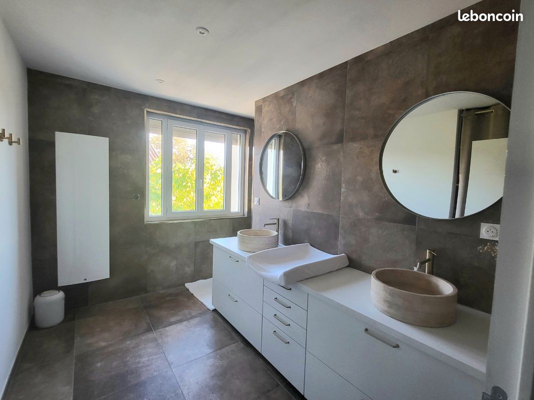 Maison 6 pièces 180 m² · à Lagrave · 180 m² · 332 000 €