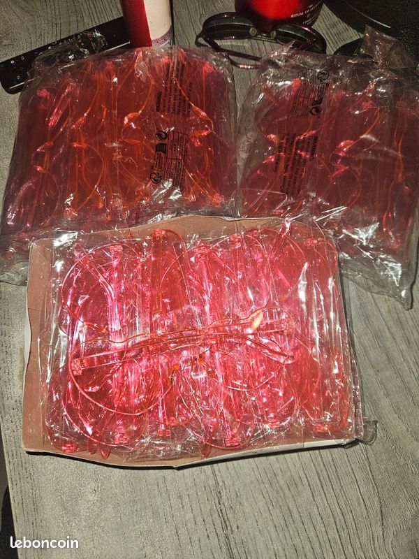 Lot 50 paires de lunettes cœur roses – Fête anniversaire mariage EVJF (image 1)