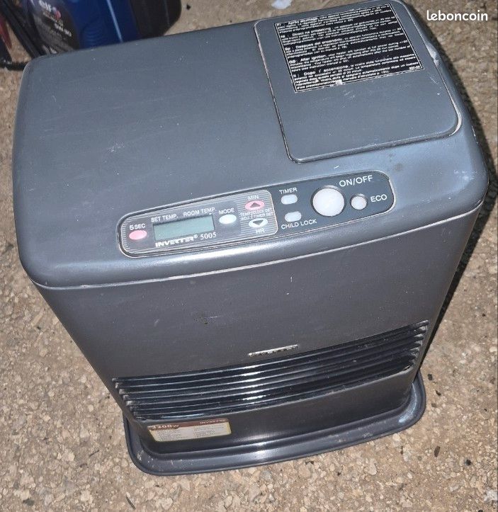 Poêle a pétrole électroniques 3200w (image 1)