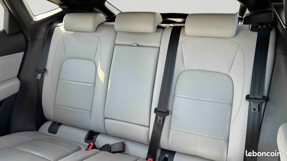 JAGUAR E-Pace P300e ch PHEV AWD BVA R-Dynamic S (image 12)