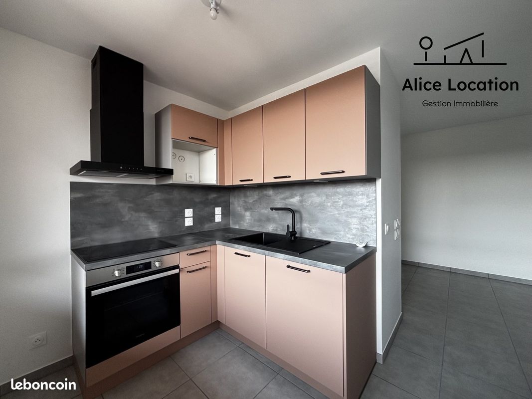 Appartement 2 pièces 47 m² · à Thonon-les-Bains · 47 m² · 990 €