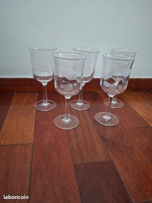 Verre à pied camping (image 1)