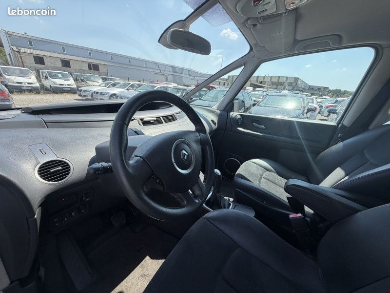 Renault ESPACE IV 2.0T 170CH ALYUM PLUS EVOLUTION BVA (image 11)