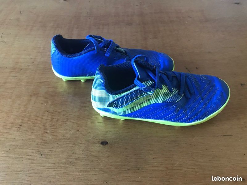 Chaussures foot (image 1)