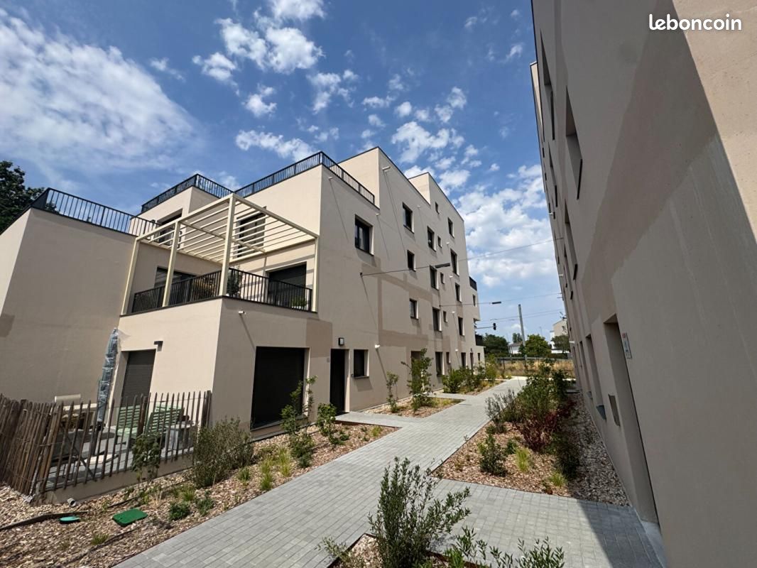 Appartement 4 pièces 98 m² · à Pessac · 98 m² · 326 480 €