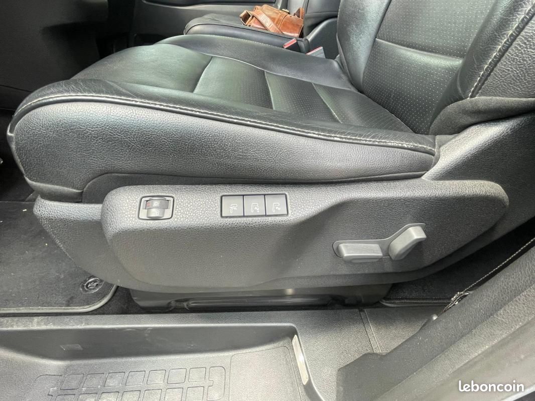 Peugeot Traveller 180ch BVA – Garantie 6 mois Reprise possible (image 23)