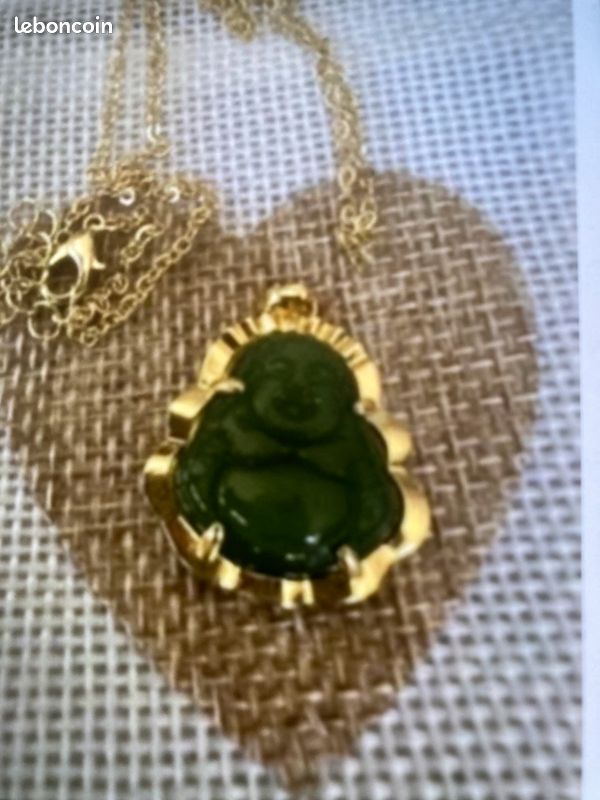 Pendentif Main En Jade Vert - Métal Doré, Avec Cordon, Neuf, Prêt à Porter Ou à Offrir