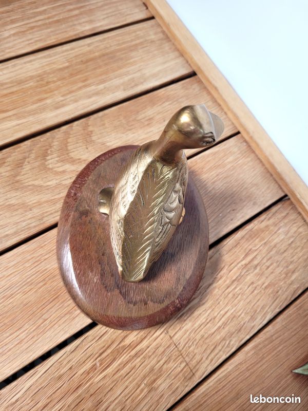 Statuette d'oiseau en laiton (image 5)