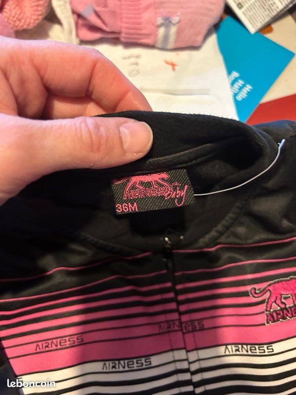 Ensemble jogging airness taille 36moi (image 3)