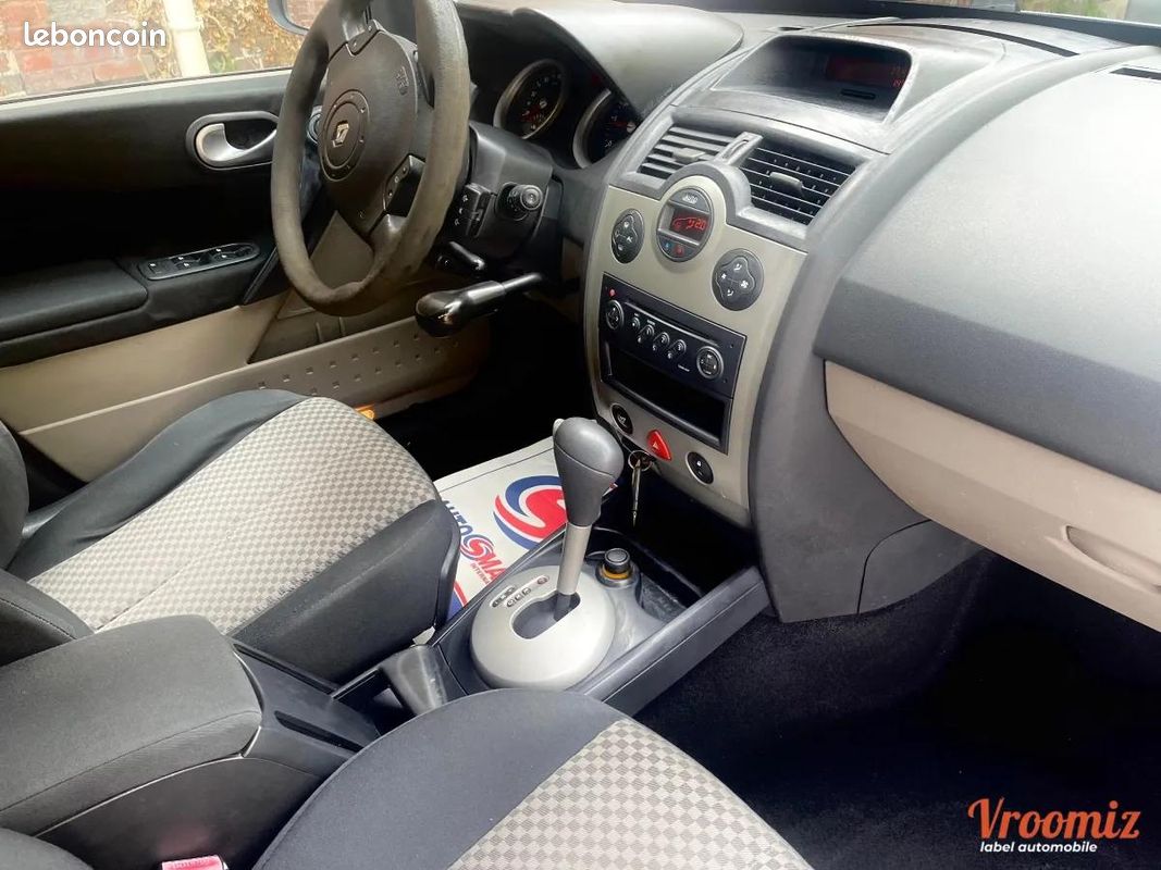 Renault Megane 1.5 dci 100cv expression BVA Aménagé PMR (image 3)