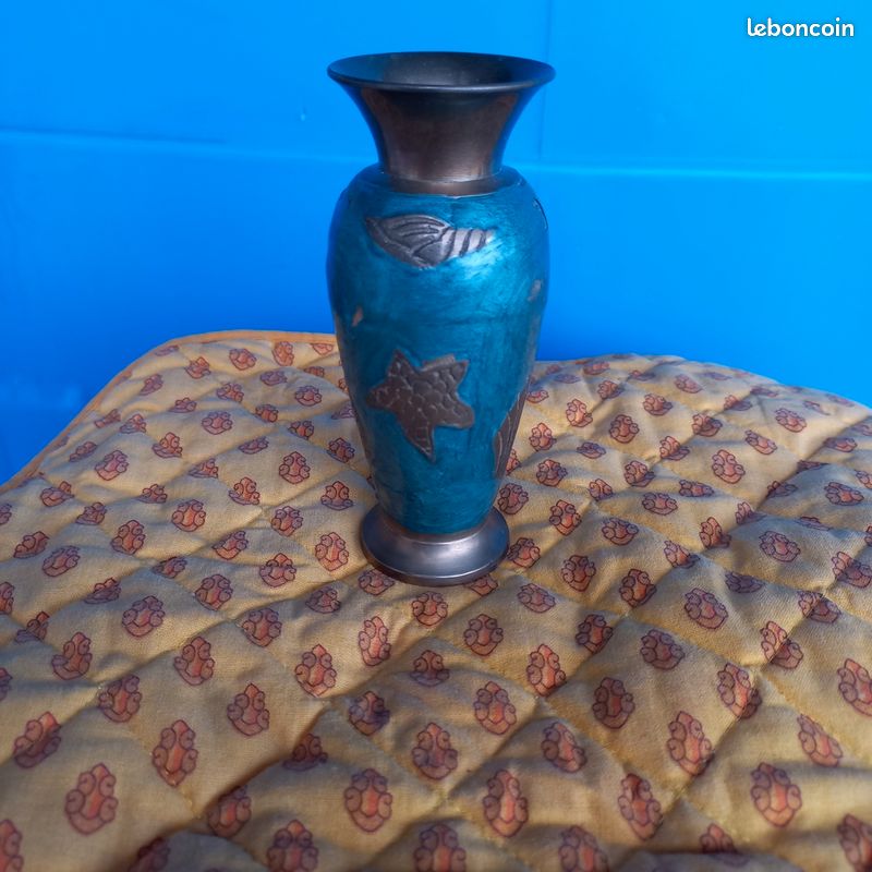 Vase en laiton hauteur 13 cm (image 4)
