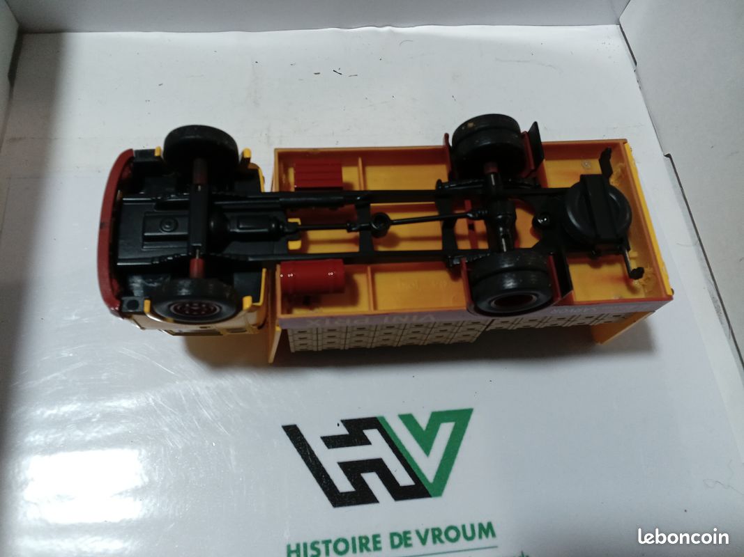 CAR-HORSE PEUGEOT 504 pick up Kodak type 2 style Dinky JRD CIJ fin de