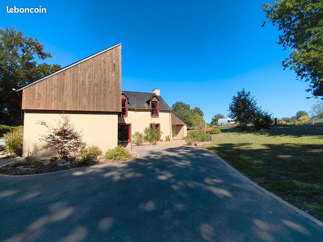 Maison 5 pièces 142 m² · à Gévezé · 142 m² · 386 650 €