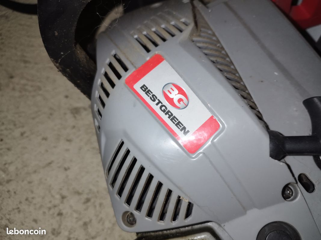 Tronçonneuse de marque bg (image 1)