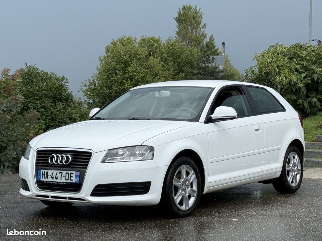 Audi A3 II 1.8 TFSI 160ch Ambiente 3p Garantie 6 Mois (image 1)