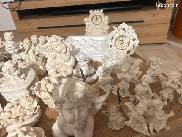 Lot De 3 Figurines Anges Musiciens Putti En Porcelaine - Occasion