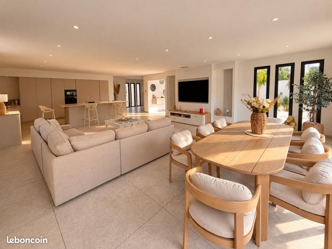 Maison 6 pièces 220 m² · à Agde · 220 m² · 899 000 €