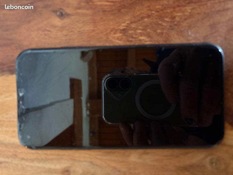 IPhone 11 (image 3)