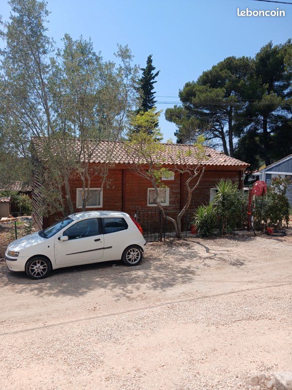Maison 3 pièces 55 m² · au Castellet · 55 m² · 27 000 €