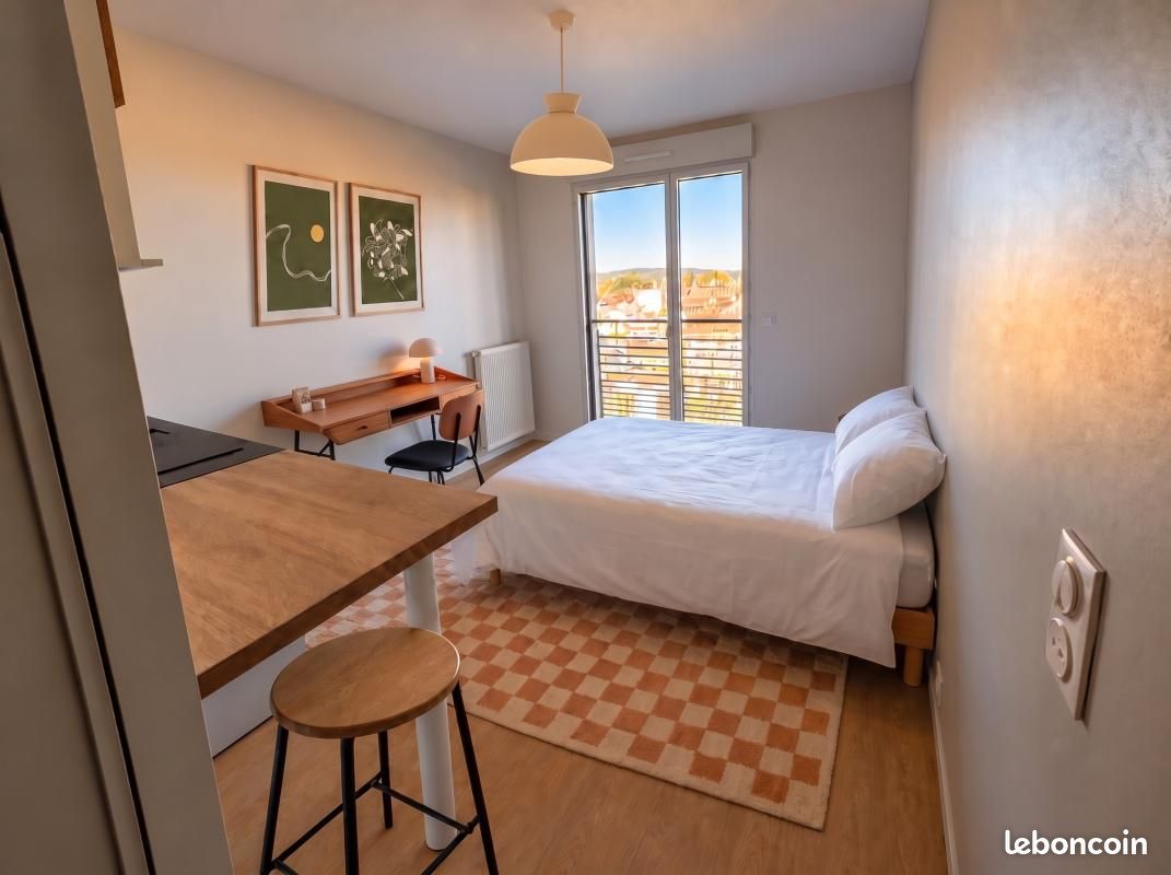 Appartement 1 pièce 19 m² · à Poissy · 19 m² · 980 €/mois