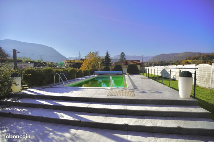 Maison 5 pièces 143 m²